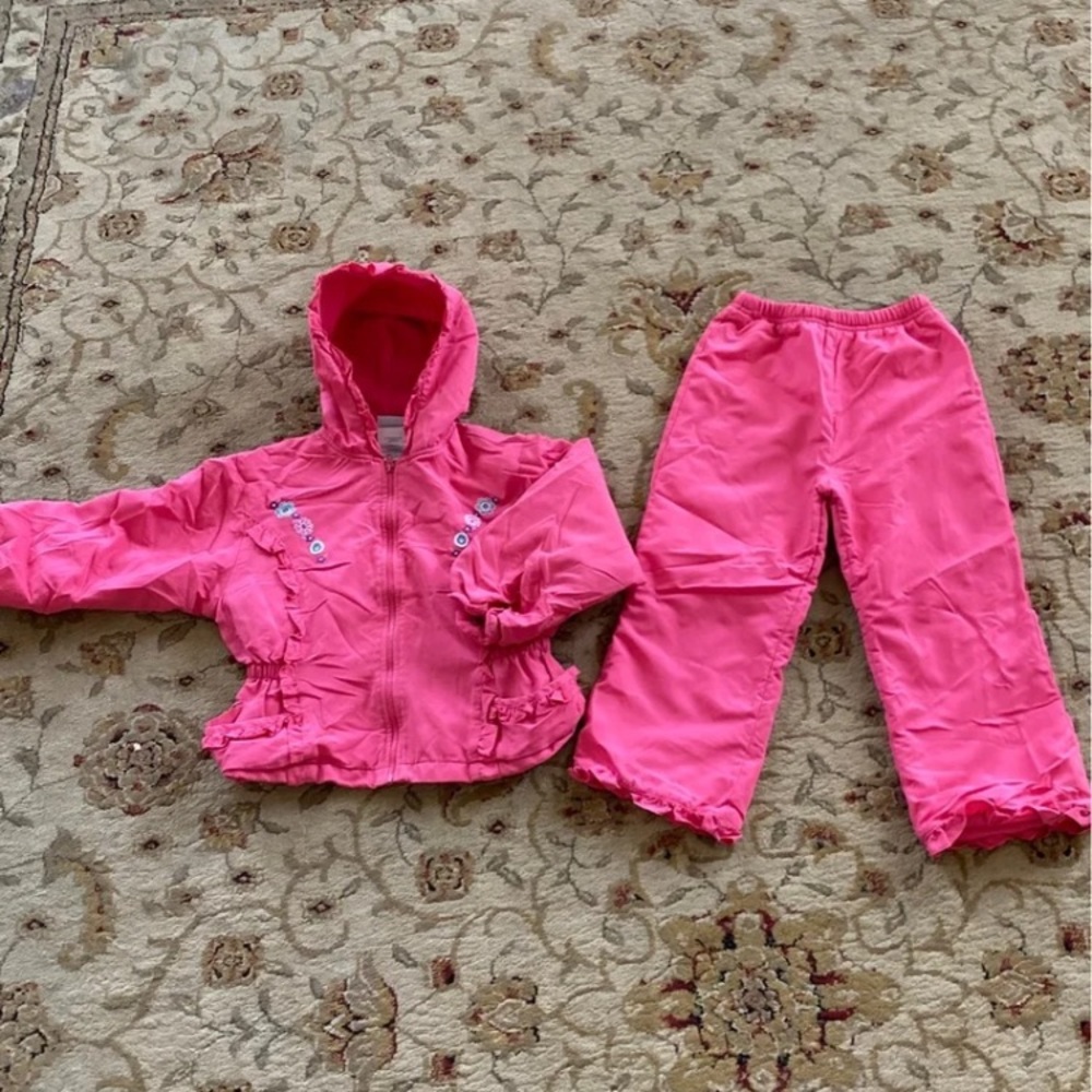 Girls snow jacket and pants